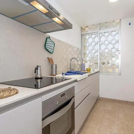 Llenaire By Homevillas360 Apartment *